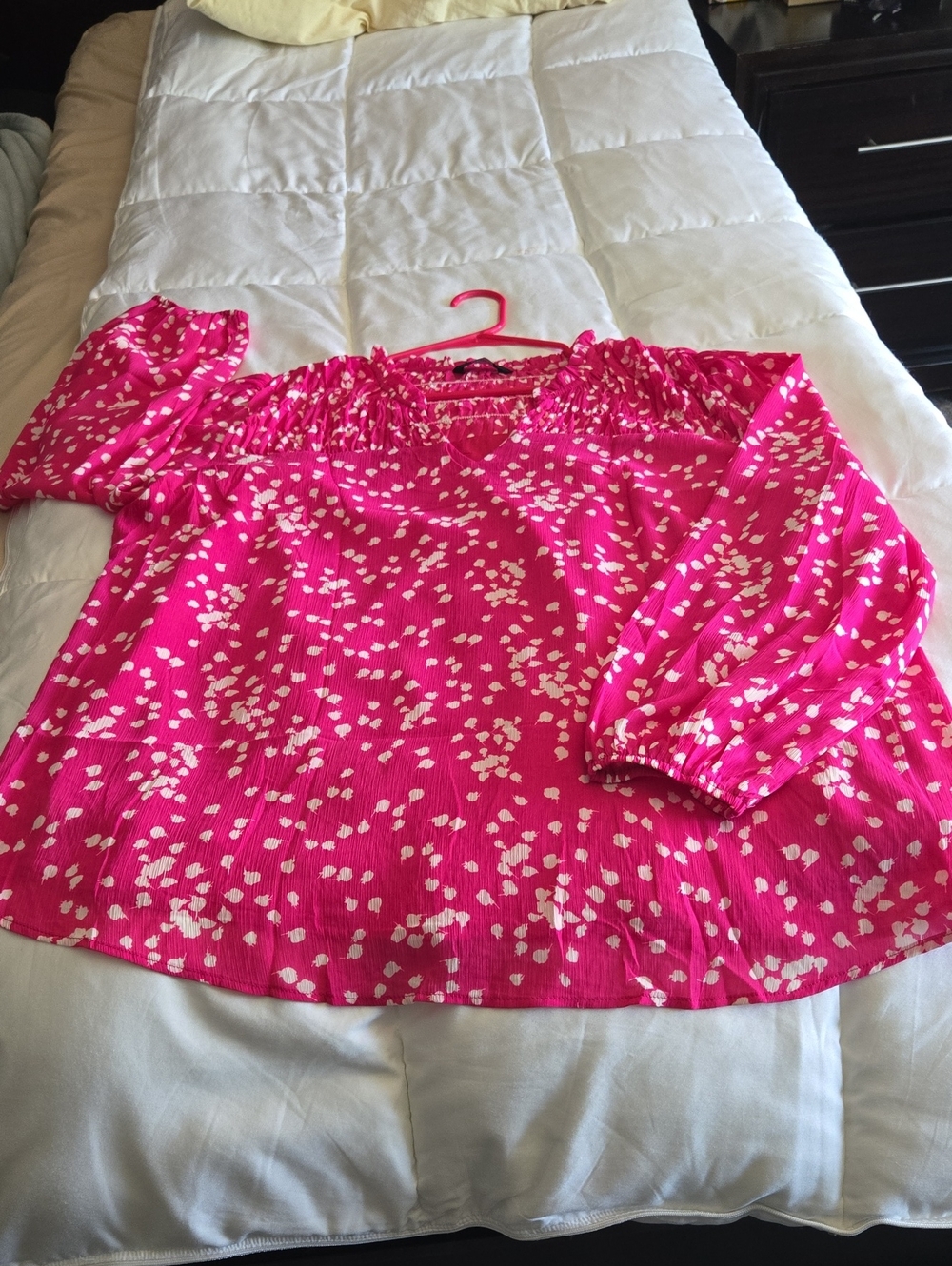 Women’s Off-Shoulder Blouse in Hot Pink with White Print